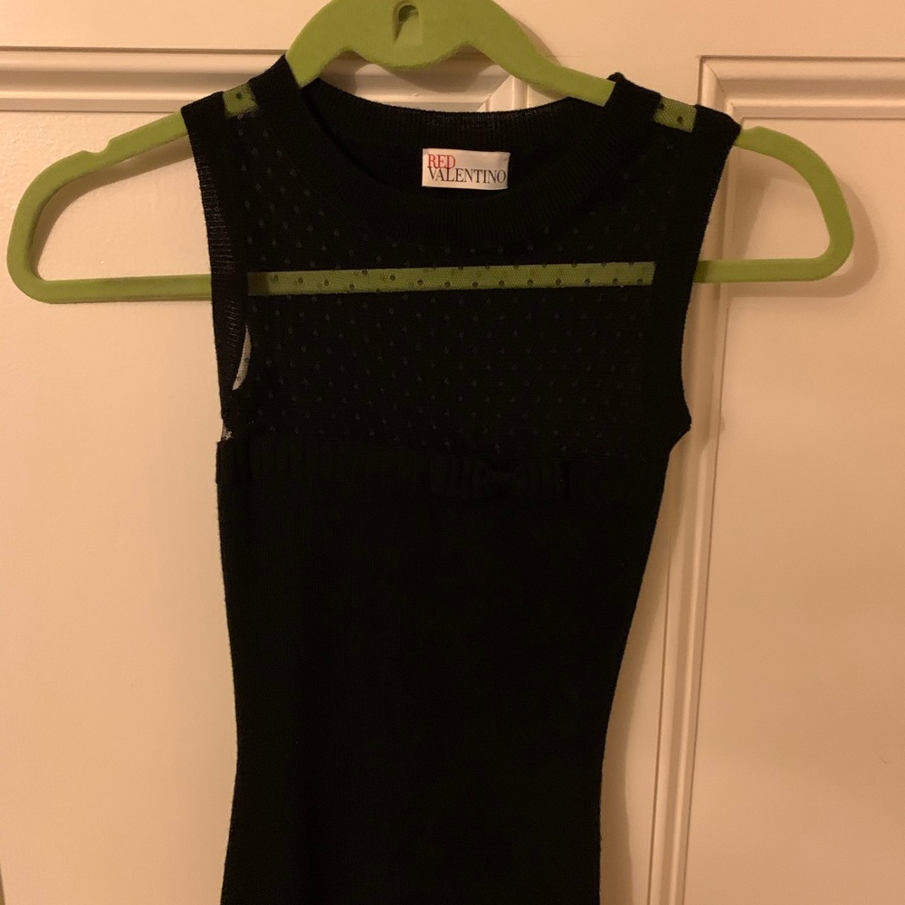 Red Valentino Sleeveless Black Sweater